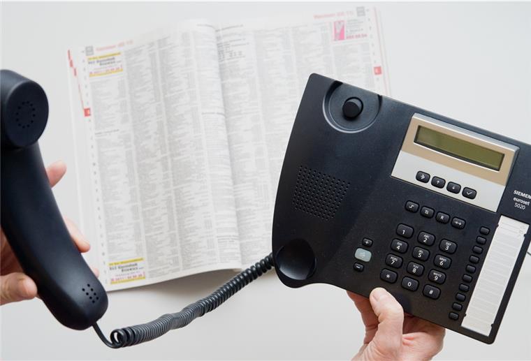 Festnetztelefon ist wieder beliebt In Zeiten des Smartphones hat das Festnetztelefon lange Zeit als überholt gegolten.