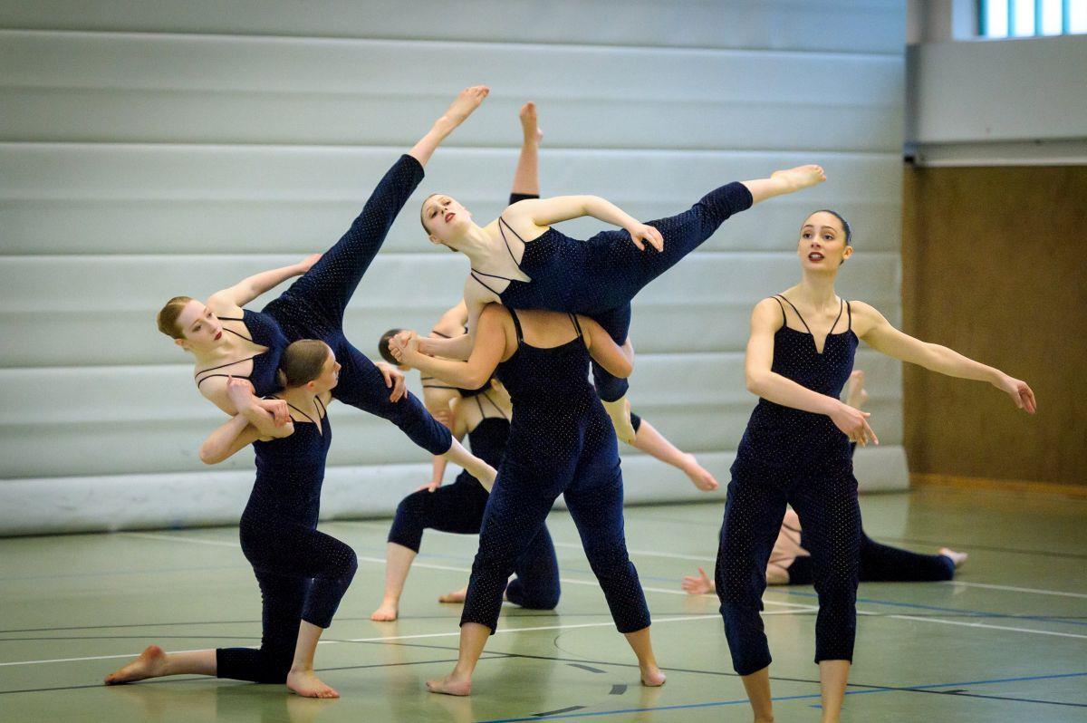 Die Jazz- und Modern-Dance-Formationen tanzen in Bremerhaven "In2Jazz" tanzt am Sonnabend in der Kolbhalle. Foto: Masorat