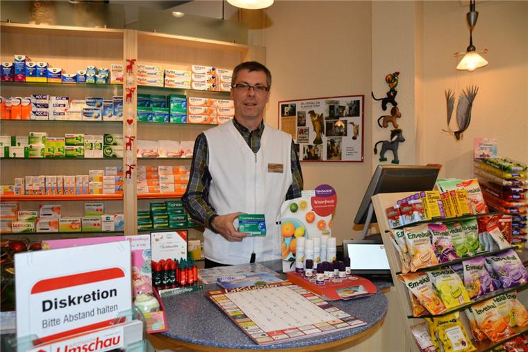 Trotz harter Zeiten: Dieser Apotheker aus Stubben liebt seinen Job Ingo Schmonsees setzt in seinen Häusern vor allem auf Nähe zum Kunden und ein gutes Beratungsangebot.