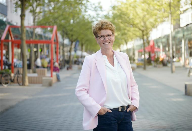 Neue Internetseite rund um die Entwicklung der Bremerhavener Innenstadt Innenstadtkoordinatorin Claudia Bitti