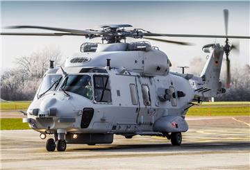Insgesamt 18 dieser Mehrzweckhubschrauber des Typs NH90 NTH „Sea Lion“ möchte die Deutsche Marine anschaffen - drei stehen bereits in Nordholz.