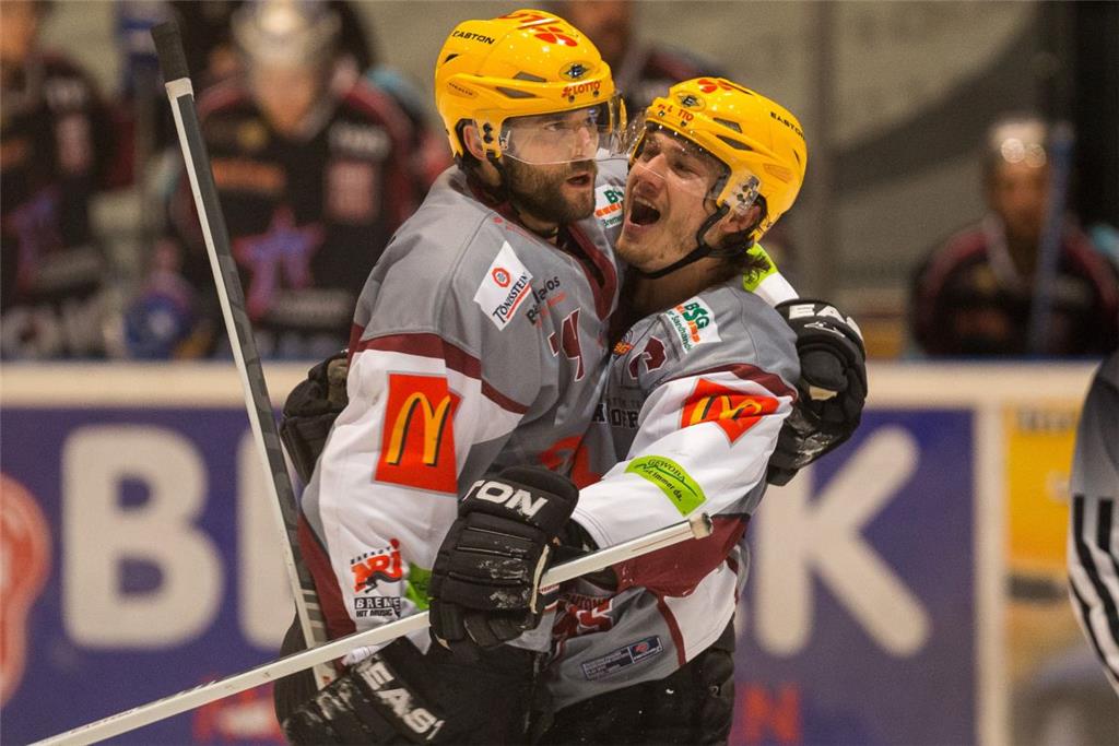 Insgesamt hat Marian Dejdar für die Fischtown Pinguins 666 Hauptrundenspiele ges...
