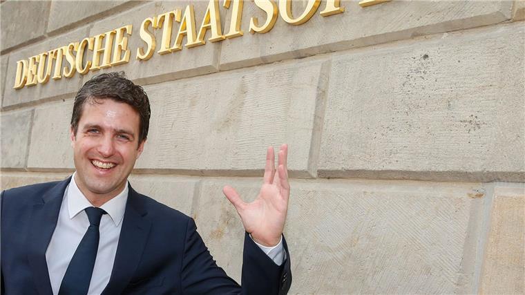 Intendant Matthias Schulz: Oper ist beste Demokratieübung Intendant auf dem Weg von Berlin nach Zürich (Archivfoto)