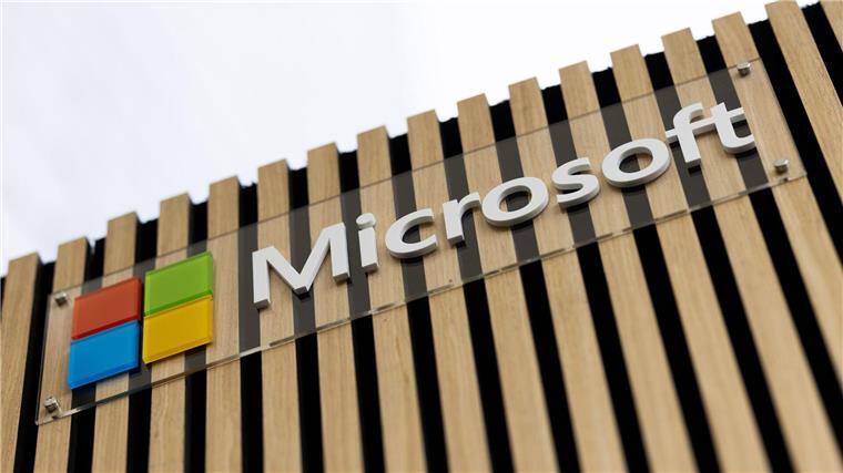 Microsoft verdoppelt Cloud-Kapazität in Deutschland Inzwischen sind KI-Anwendungen oft Anlass für den Schwenk in Richtung Netz-Wolke.