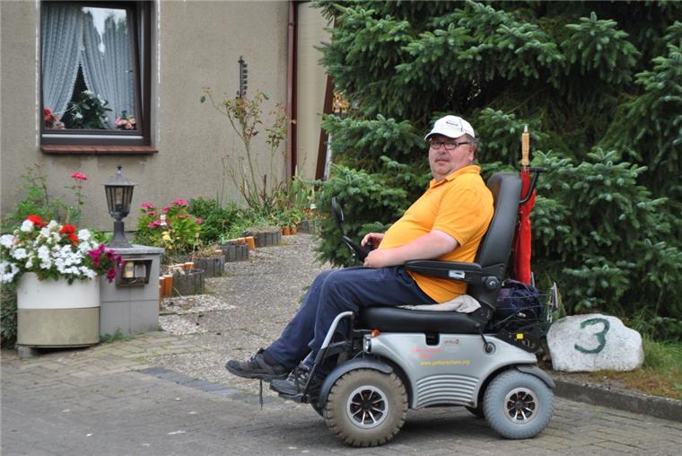 Rollstuhlfahrer erlebt Odyssee durch den Norden Irrfahrt durch den Norden: Ulrich Bretzke wollte in Leer Tamme Hanken besuchen. Dort kam er aber nie an.