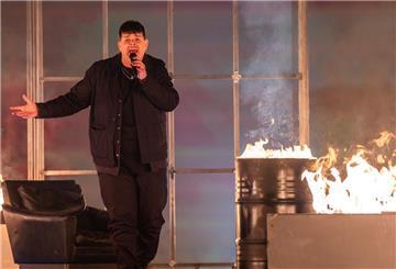 Isaak aus Deutschland geht mit dem Titel „Always On The Run“ ins Rennen.