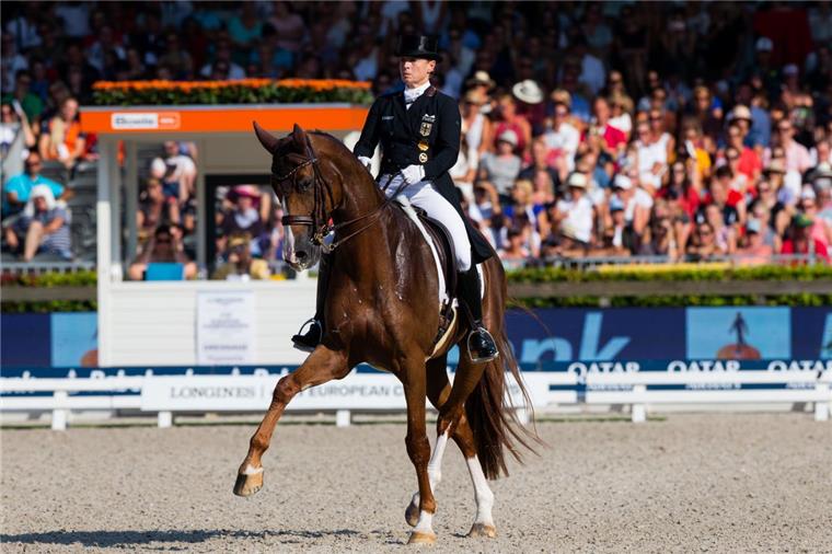 Elmloher Reitertage erhalten Zuschlag für zweite Top-Qualifikation Isabell Werth ist die erfolgreichste Reiterin der Welt und hat sich auch in die Reihe der Sieger des Nürnberger Burg-Pokal eingetragen.