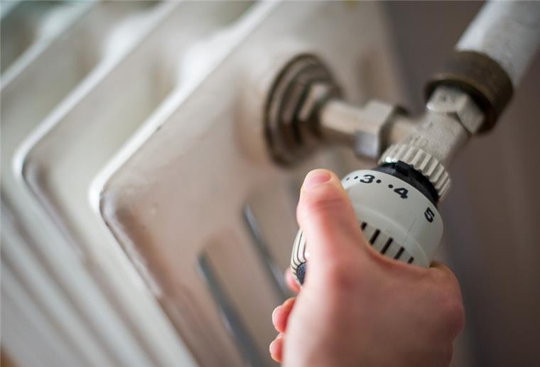 Gas: Lieferverträge der Wohnungsbaugesellschaften gelten langfristig Ist das Heizen im kommenden Winter noch bezahlbar? Die großen Wohnungsbaugesellschaften in der Wesermarsch sind zuversichtlich, dass ihre Mieterinnen und Mieter nicht im Kalten sitzen müssen.