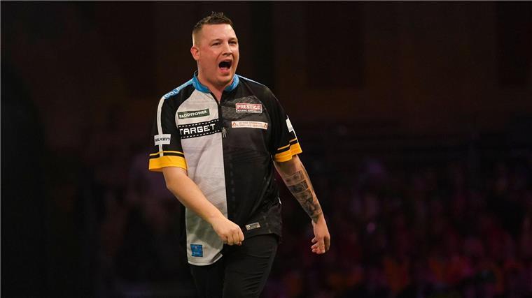 Ein Teenie und drei Weltmeister: Darts-WM in der Endphase Ist ein Kandidat für die Premier League: Chris Dobey.