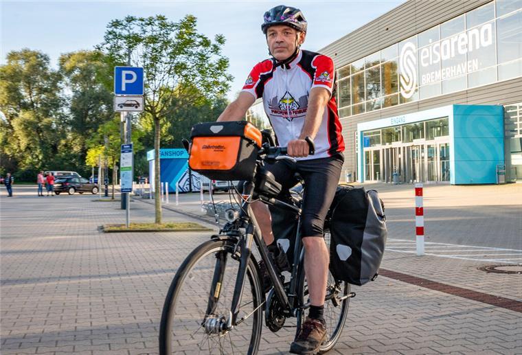 Straubing in Sicht: Pinguins-Radfahrer Sven Popp liegt gut in der Zeit Sven Popp