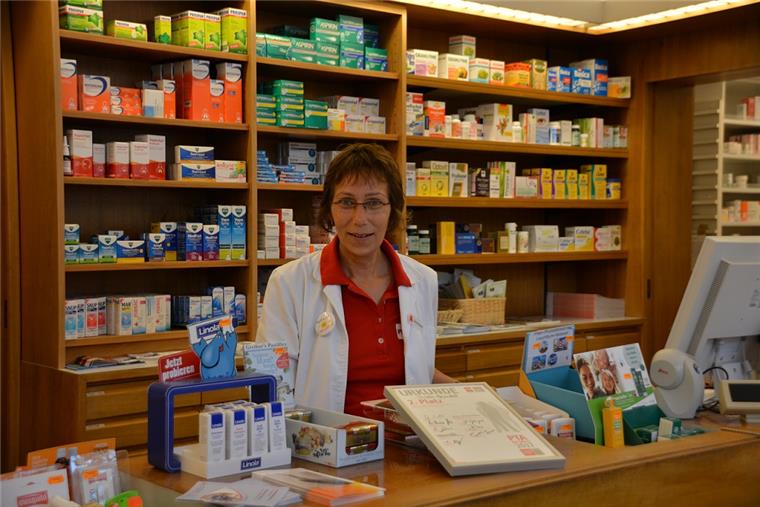 Bad Bederkesa: Diese Beersterin gehört zu den besten PTA des Jahres in Deutschland Ist glücklich über ihren zweiten Platz beim Wettbewerb "PTA des Jahres": Nicola Quindel aus der Beerster Löwen-Apotheke.