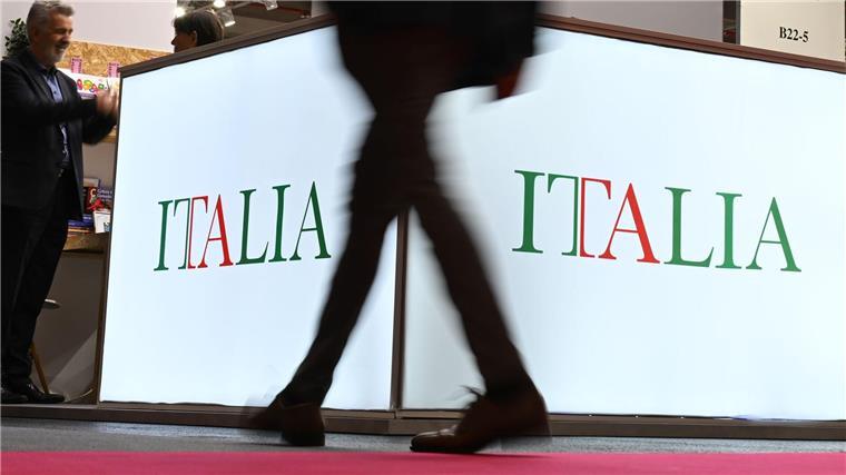 Frankfurter Buchmesse wird eröffnet Italien ist in diesem Jahr das Ehrengastland. (Archivbild)