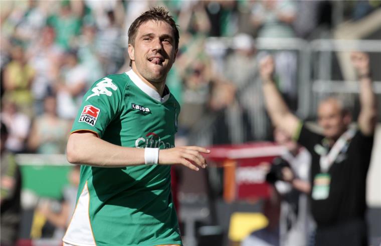 Ex-Werder-Stürmer Klasnic: "Genieße das Leben" Ivan Klasnic im Werder-Trikot bei einem Torjubel aus dem Jahr 2008.