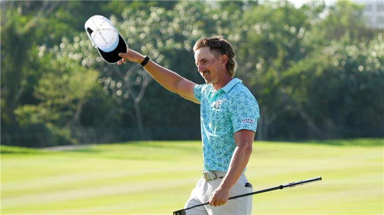 Mega-Golfrunde in Florida: US-Profi braucht nur 59 Schläge Jake Knapp hat beim Golfturnier in Florida eine seltene 59er-Runde gespielt.
