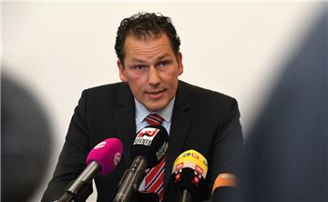 Gegenangriff: Jan Timke, Bremerhavener Bürgerschaftsabgeordneterder Wählervereinigung "Bürger in Wut", will sich mit juristischen Mitteln gegen die Durchsuchung seiner Wohnung wehren.