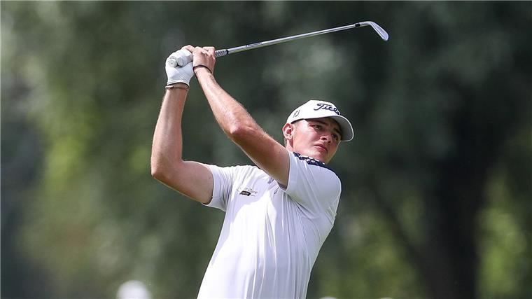 Golfer de Bruyn spielt sich in München nach vorn Jannik de Bruyn geht als bester Deutscher in den letzten Turniertag.