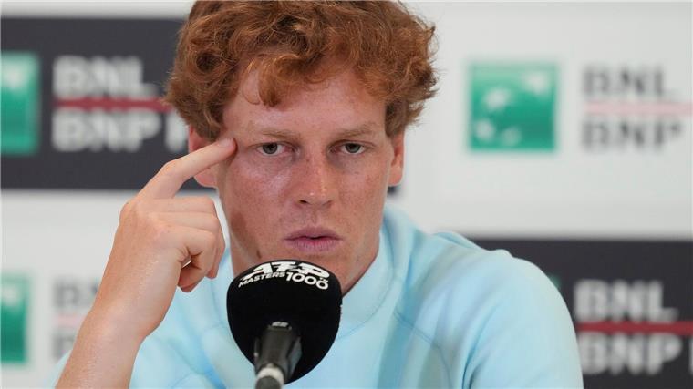„Habemus Sinner“: Tennisstar nach Sperre im Trubel gefeiert Jannik Sinner löst in Rom einen Tennis-Hype aus.