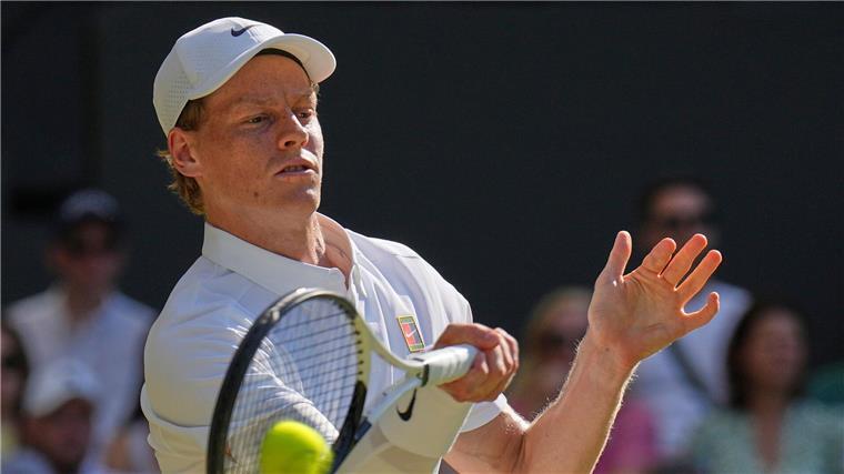 Sinner gegen Alcaraz im Finale - Djokovic chancenlos Jannik Sinner steht in seinem ersten Wimbledon-Finale.