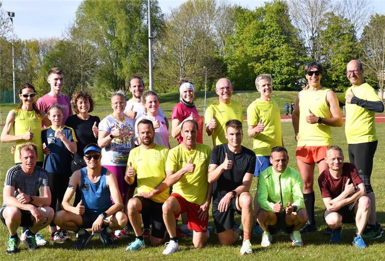 Nordenhamer Plaatweg-Runners erhalten stetigen Zulauf Jeden Mittwochnachmittag trainieren die Läufer am Nordenhamer Sportzentrum Mitte.