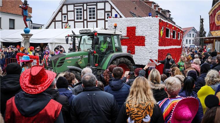 Erst wählen gehen – dann Karneval feiern Jedes Jahr feiern die Dammer ihren „Traditions-Carneval“ – der Termin fällt in diesem Jahr auf den Tag der Bundestagswahl. (Archivbild)