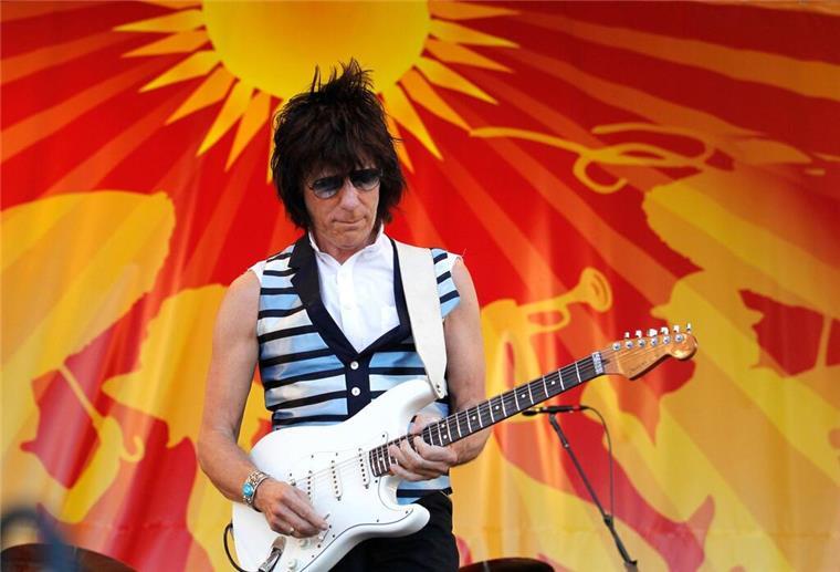 Gitarren von Jeff Beck für Millionen versteigert Jeff Beck gilt als einer der großartigsten Gitarristen der Musikgeschichte
