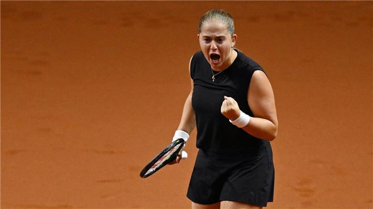 Überraschung in Stuttgart: Sabalenka verpasst Titel Jelena Ostapenko unterstrich im Finale von Stuttgart ihre starke Form.