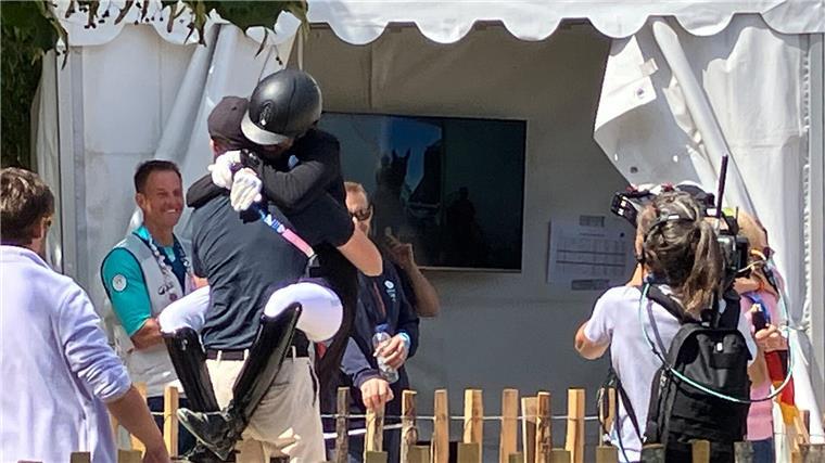 Von Bredow-Werndls Neustart mit speziellem Pferd Jessica von Bredow-Werndl hat nach vier Olympia-Goldmedaillen das nächste Ziel vor Augen.