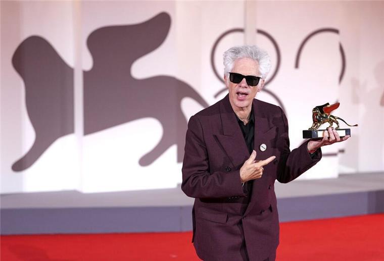 Leises Kino statt Moral-Anklage: Jarmusch gewinnt in Venedig Jim Jarmusch holte den Hauptpreis der Filmfestspiele.