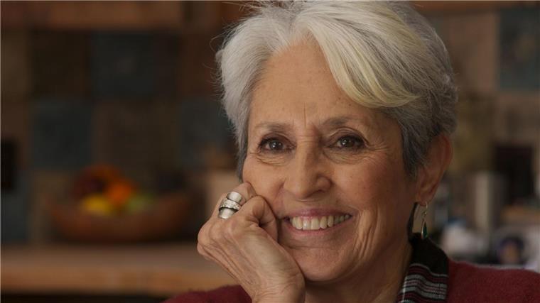 Die Filmstarts der Woche Joan Baez in einer Szene des Films „Joan Baez I Am A Noise“.