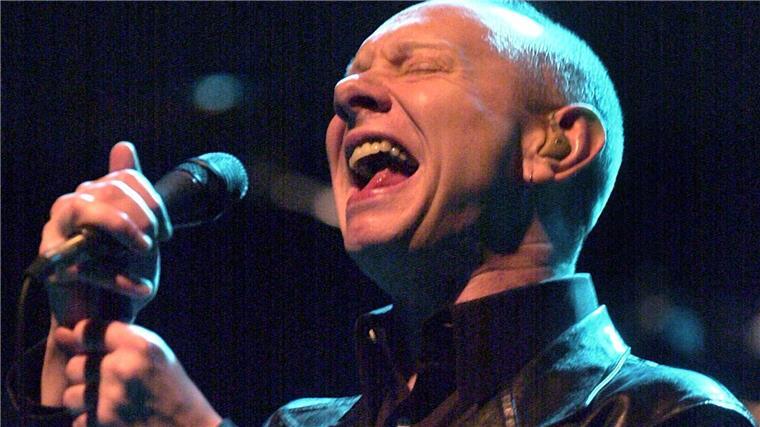 Der Alleskönner: Musikgenie Joe Jackson zum 70. Joe Jackson bei einem Konzert im Leipziger Gewandhaus. (Archivfoto)
