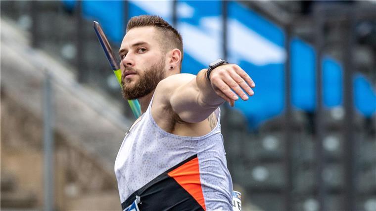 Vetter peilt beim Saison-Debüt die Olympia-Norm an Johannes Vetter aus Deutschland im Wettkampf.