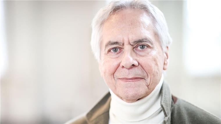 John Neumeier verabschiedet sich von seiner Compagnie John Neumeier, Ballettdirektor und Chefchoreograf der Compagnie beim Hamburg Ballett, verabschiedet sich.