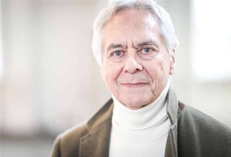 Neumeier: „Angst, dass Trump noch einmal Präsident wird“ John Neumeier sorgt sich um eine mögliche Wiederwahl von Donald Trump.