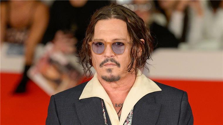 Johnny Depp warnt Fans vor Internetbetrügern Johnny Depp hat eine Warnung für seine Fans. (Archivbild)