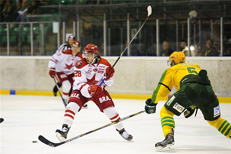 Jordan George (links) stürmt künftig für die Fischtown Pinguins. Foto: SjurxStölen/imago