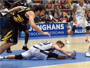 Jordan Hulls streckt sich gegen Tübingen am Boden. Auch gegen Phoenix Hagen ist absolute Leistungsbereitschaft gefragt.