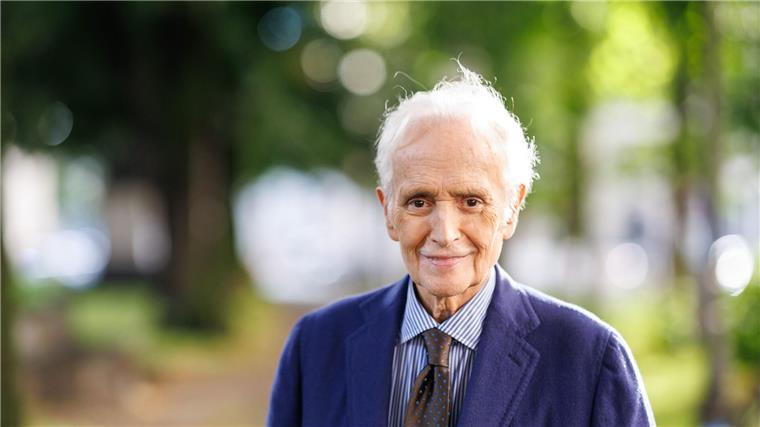 José Carreras lädt am 12. Dezember wieder zu einer Gala, um mit vielen prominenten Gästen Spenden für seine Leukämie-Stiftung zu sammeln. 