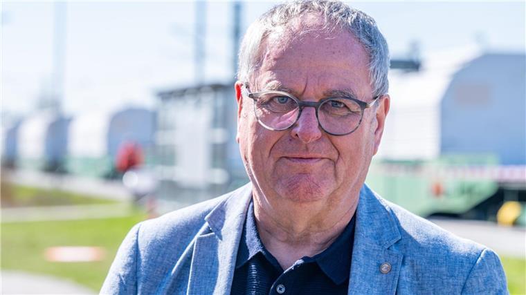 Josef Klaus ist Bürgermeister von Niederaichbach. In der Gemeinde befindet sich das Zwischenlager, in das die Castor-Behälter gebracht werden.
