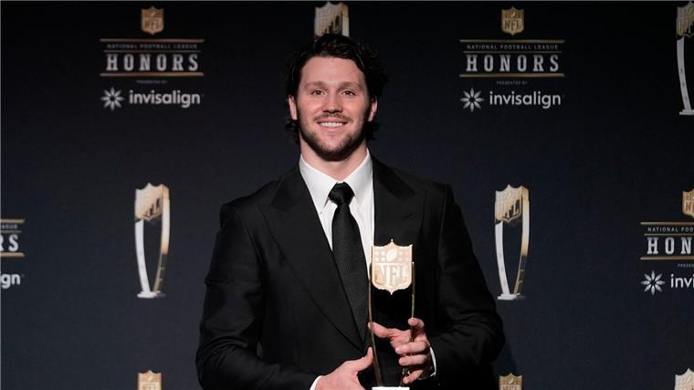 Josh Allen erstmals als wertvollster NFL-Akteur geehrt Josh Allen von den Buffalo Bills wurde erstmals zum wervollsten Spieler in der NFL gekürt.