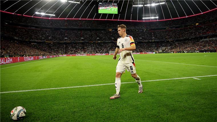 Kapitän Kimmich: „Große Ziele“ - aber kein Politiker Joshua Kimmich trägt die Kapitänsbinde mit der Erfahrung von 95 Länderspielen.