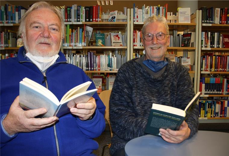 Leseclub Bremerhaven: Romane entführen in eine eigene Welt Einmal im Monat trifft sich der Leseclub Bremerhaven in der Stadtbibliothek.