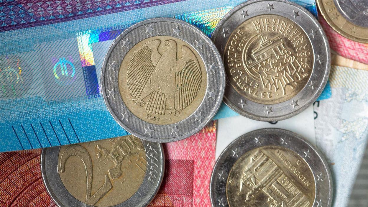 Jugendliche in Bremen und Bremerhaven verlieren wichtigen Zuschuss – KulturPass-Förderung bricht 2026 ab, soziale Sorgen wachsen.