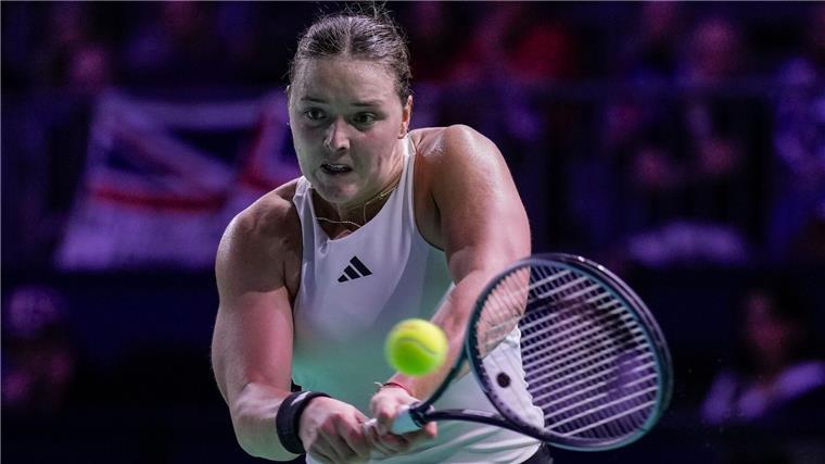 Deutsche Tennis-Damen in Malaga gleich raus Jule Niemeier ist mit den deutschen Tennis-Damen beim Billie Jean King Cup ausgeschieden.