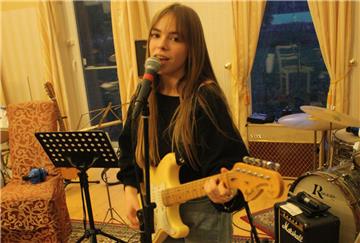 Julia Giampietro aus Wittstedt macht bei dem Wettbewerb Plattsounds mit.