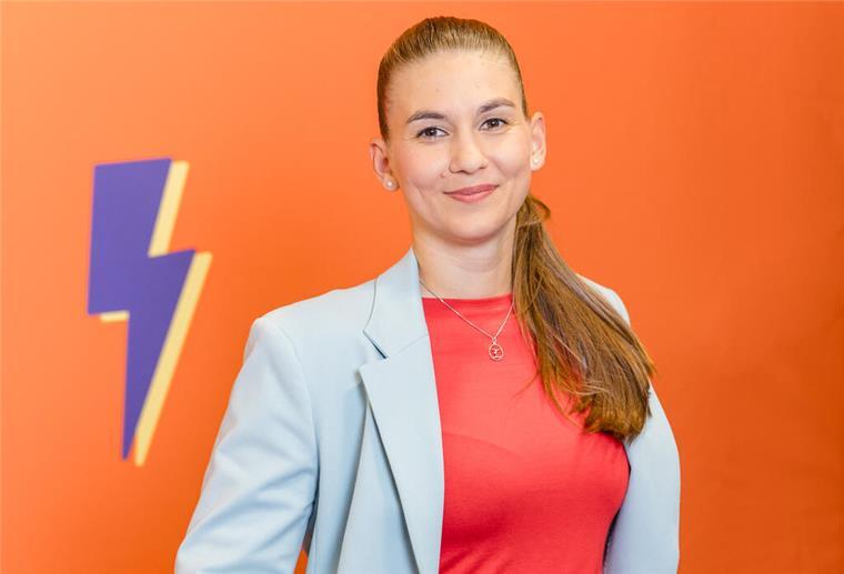 Cuxhavenerin ist im Finale der Miss Germany Awards Julia Schneider: „Ich will was bewegen! Mit meiner Mission für ein zeitgemäßes, zukunftsorientiertes und bewegtes Bildungssystem möchte ich Schule verändern, um allen Kindern ein gesundes, selbstbestimmtes Aufwachsen und zeitgemäßes Lernen zu ermöglichen.“