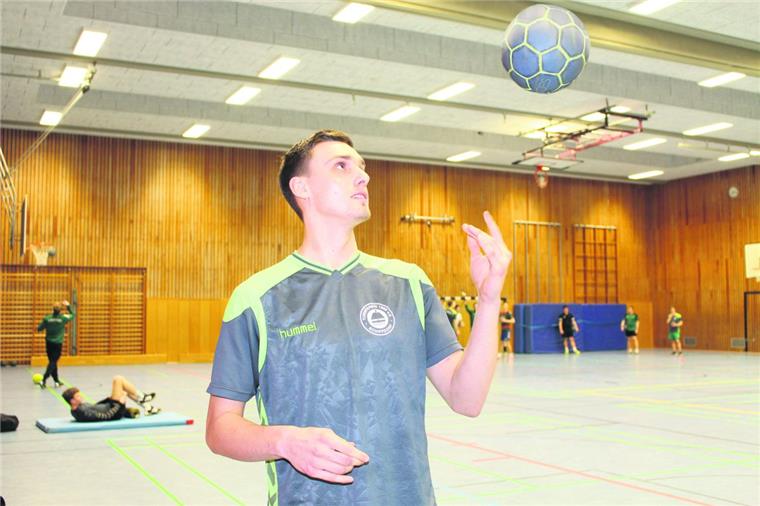 TV Schiffdorf: Dieser 17-Jährige ist ein großes Handball-Talent Julian Langwucht trainiert dreimal in der Woche mit seiner Handball-Mannschaft.