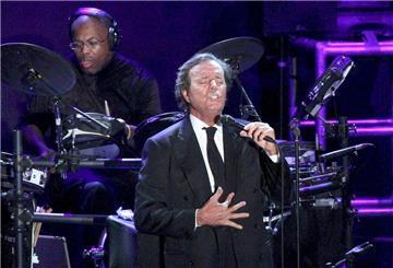 Julio Iglesias bei einem Konzert im Jahr 2010. Der spanische Schlagerstar feiert seinen 80. Geburtstag.
