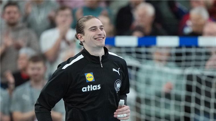 Juri Knorr freut sich über Gesellschaft im Rampenlicht Juri Knorr ist das Aushängeschild des deutschen Handballs.