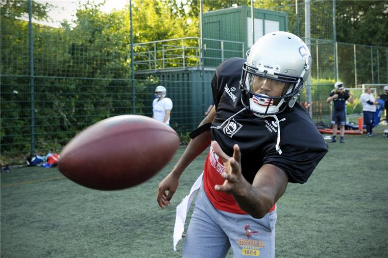 Kadeem Pankey bringt die Defensive der Seahawks in Schwung Kadeem Pankey fühlt sich bei den Bremerhaven Seahawks wohl. Der Amerikaner ist seit knapp einem Monat beim Football-Regionalligisten.