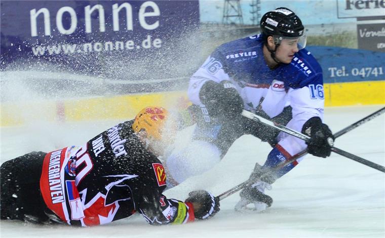 Fischtown Pinguins verspielen Tabellenführung Kalte Dusche für die Pinguins. Foto Scheer